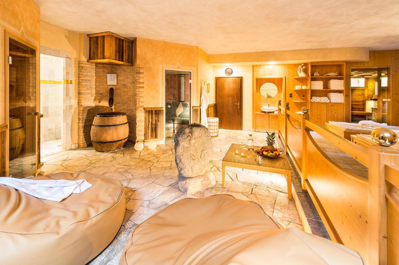 Hotel Verena Лана Екстериор снимка